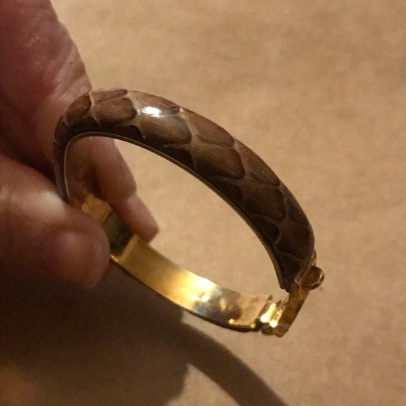 Vintage Gucci tan snakeskin and 24K Gold plated bracelet - Picture 9 of 12